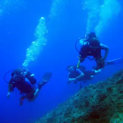 H2O Scuba Diving Center in Rhodes