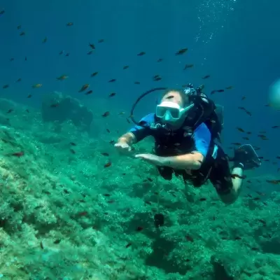 H2O Scuba Diving Center in Rhodes